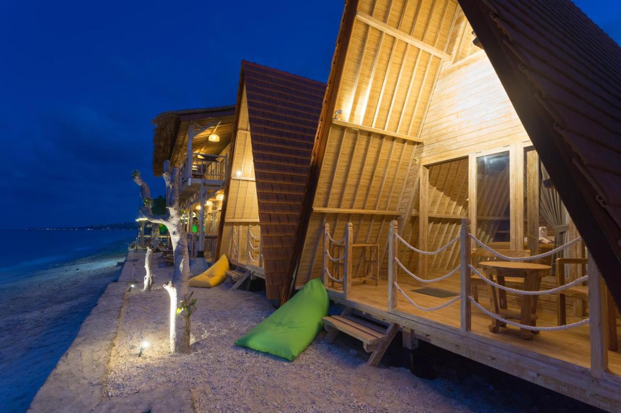 The Dewi Sun Sun Nusa Penida Ped Exterior foto